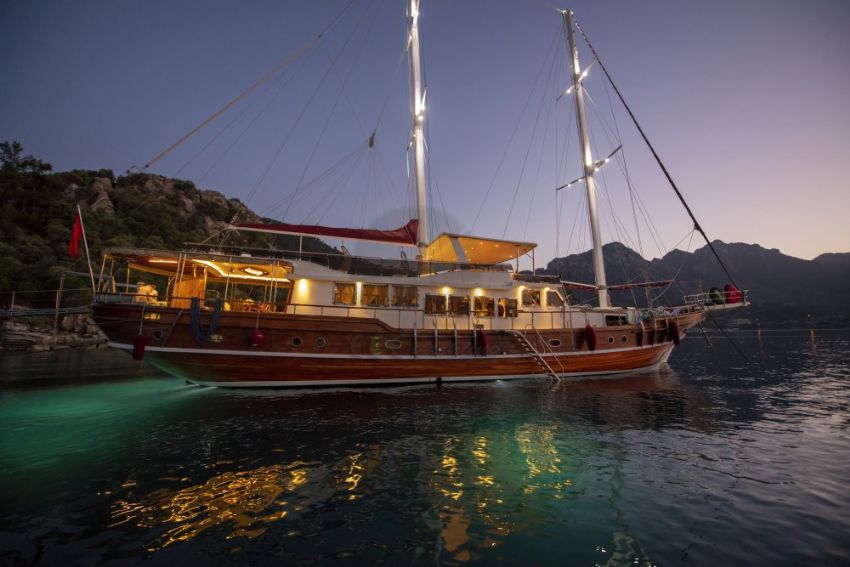 Sevil Gulet - Dış çekim