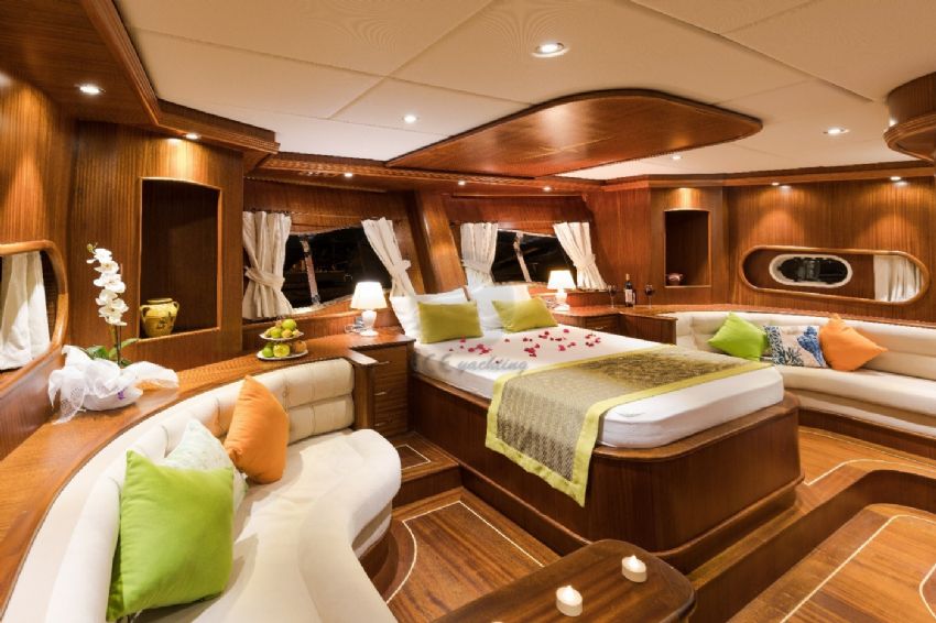 Vista Mare Yacht, Master Suite.