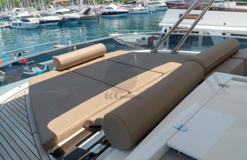 Ece Marsilya Dış Oturma Grubu