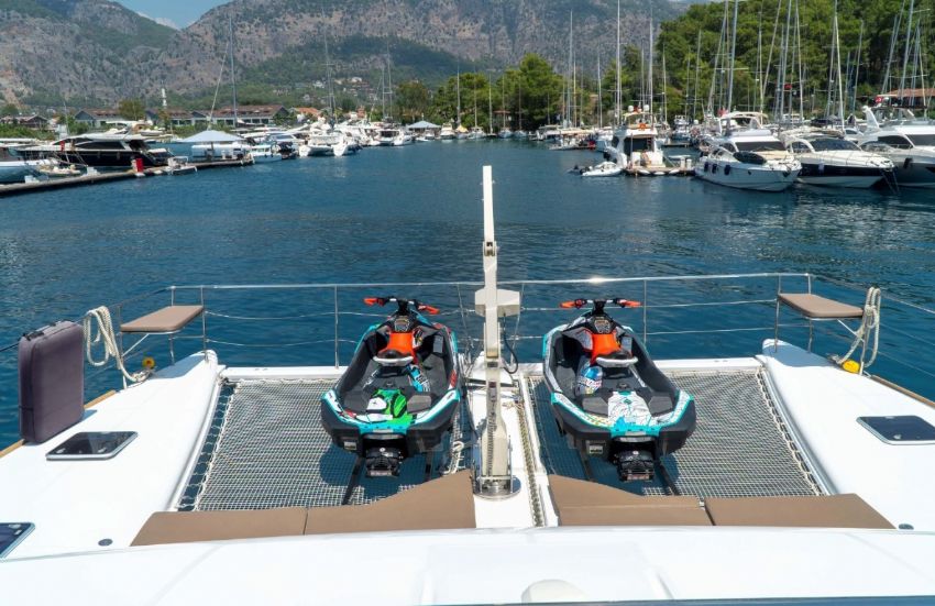 Ece Marsilya Arka Güverte - Jet Ski