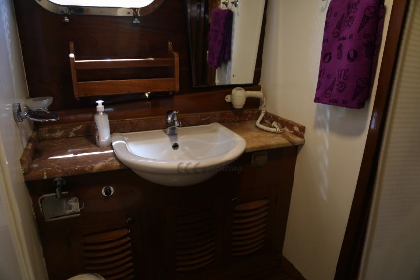 Whisper 1 Gulet, Double Cabin.