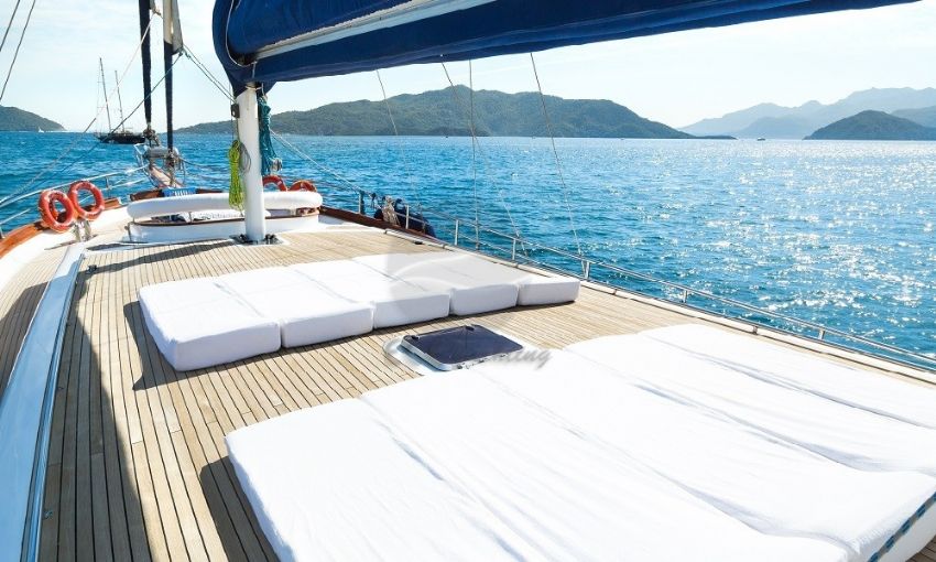 ECE SAFRANBOLU Ön Güverte