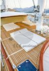 Wicked Felina Yacht, Sun Beds.