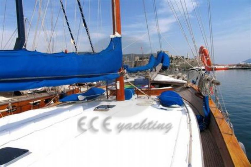 Xenos 2 Arka Güverte