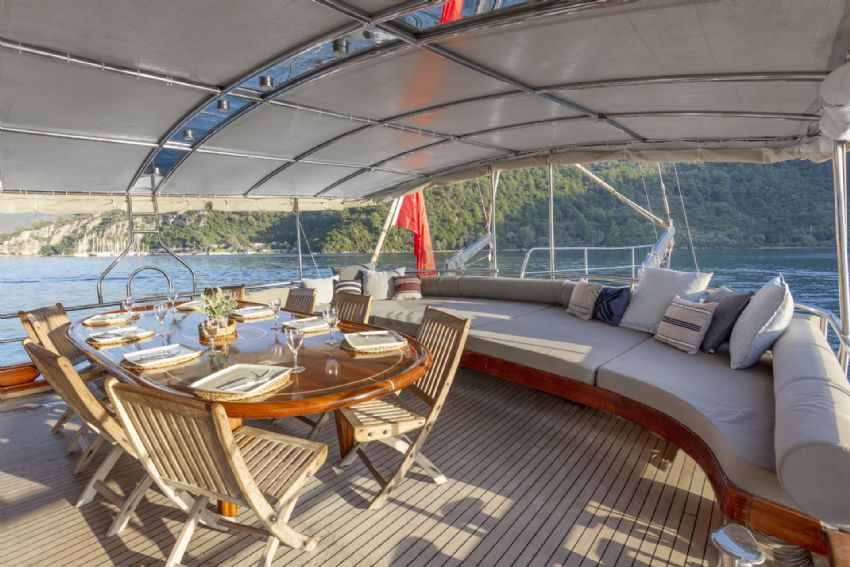 Yücebey teknesi salon çekimi