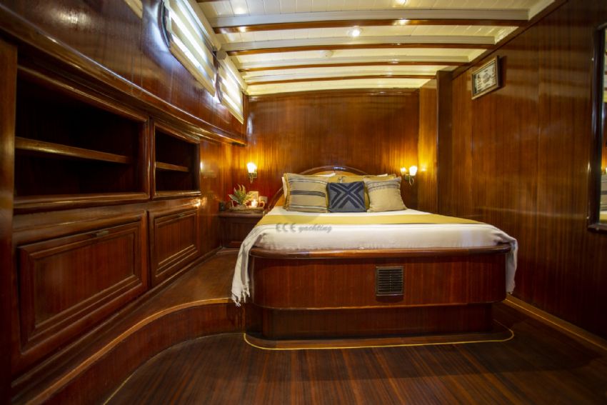 Yücebey yatı banyosu