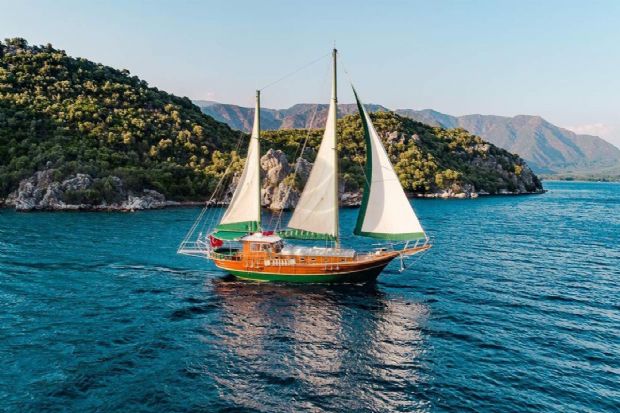 DORA DENİZ